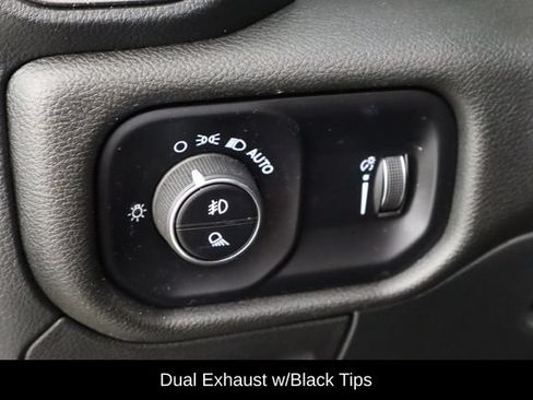 Used 2025 RAM 1500 Warlock AWD/4WD image 20
