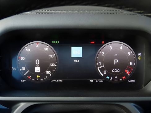 Used 2025 Land Rover Defender 90 S image 36