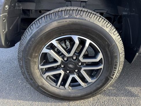 Used 2024 Ford Ranger Lariat w/ FX4 Off-Road Package image 10