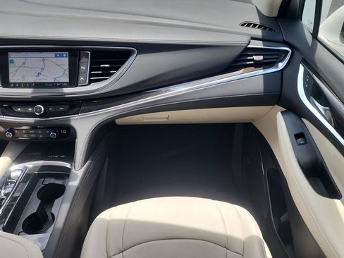 Certified 2023 Buick Enclave Essence w/ Experience Buick Package FWD image 29