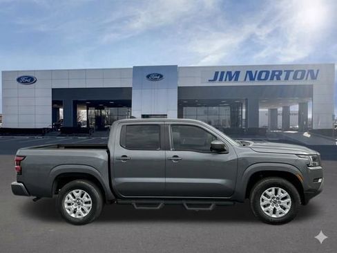 Used 2023 Nissan Frontier SV AWD/4WD image 3