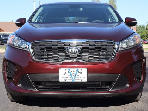 Used 2019 Kia Sorento AWD V6 image 13