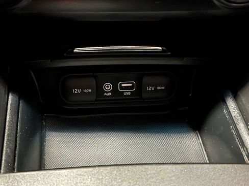 Used 2017 Kia Optima LX w/ Technology Package image 10