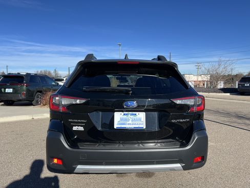 Used 2025 Subaru Outback Limited w/ Tech Package 3 image 11