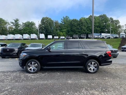 Used 2024 Ford Expedition Max Limited AWD/4WD image 5