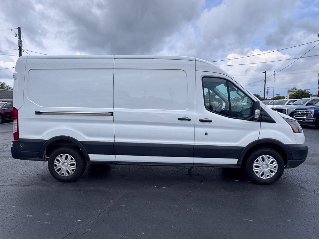 Used 2019 Ford Transit 250 148 Medium Roof RWD image 7
