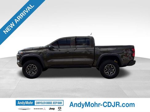 Used 2024 Chevrolet Colorado ZR2 w/ ZR2 Convenience Package III AWD/4WD image 4
