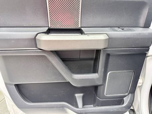 Used 2017 Ford F150 Raptor w/ Equipment Group 802A Luxury image 17