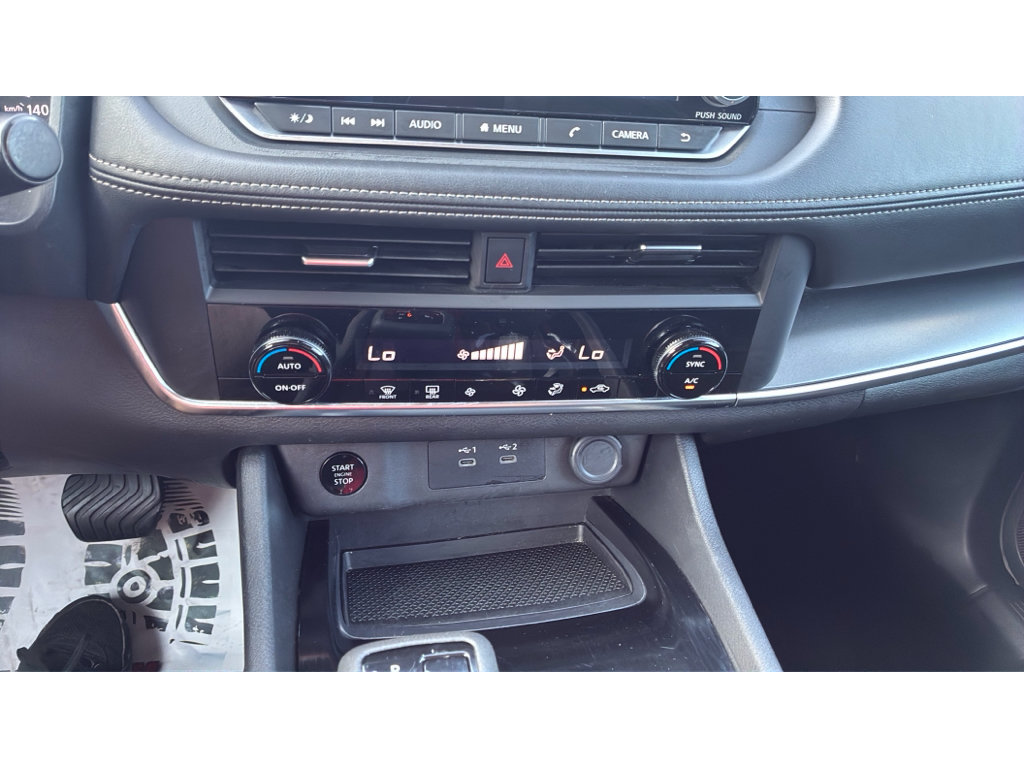 Used 2025 Nissan Rogue SV AWD/4WD image 17