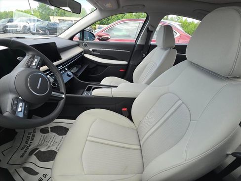 New 2026 Hyundai Sonata SEL FWD image 6