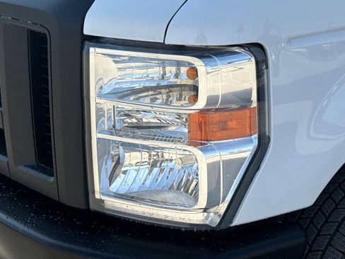 Used 2023 Ford E-350 and Econoline 350 Super Duty w/ Power Windows & Locks Group RWD image 4