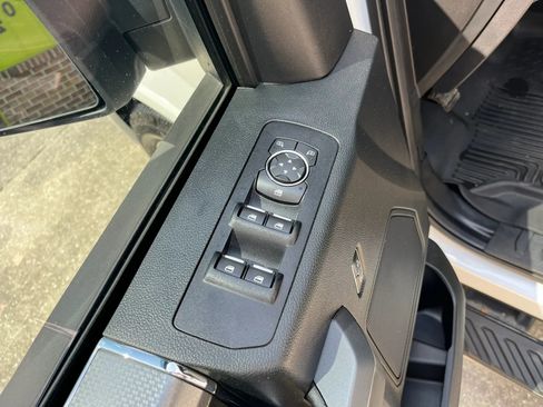 Used 2016 Ford F150 XLT w/ Equipment Group 302A Luxury image 17