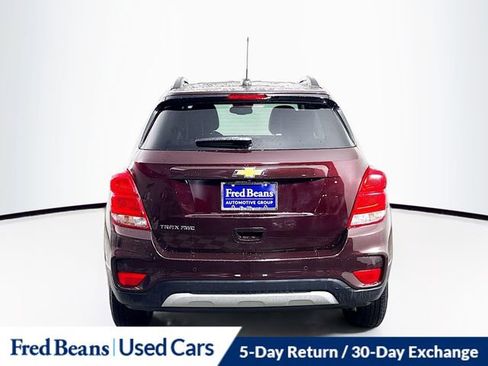 Used 2022 Chevrolet Trax LT w/ Driver Confidence Package image 6