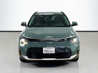 Certified 2025 Kia Niro Wind FWD video 2