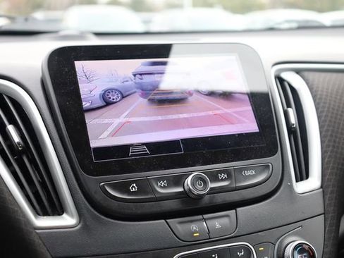 Used 2023 Chevrolet Malibu LT image 21