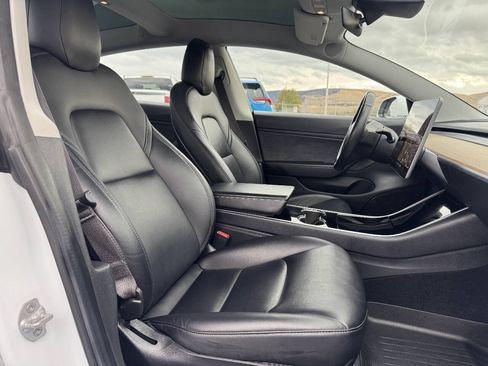 Used 2018 Tesla Model 3 Long Range AWD/4WD image 8