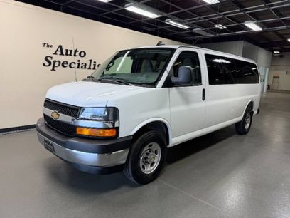 Used 2025 Chevrolet Express 3500 LT w/ LT Preferred Equipment Group