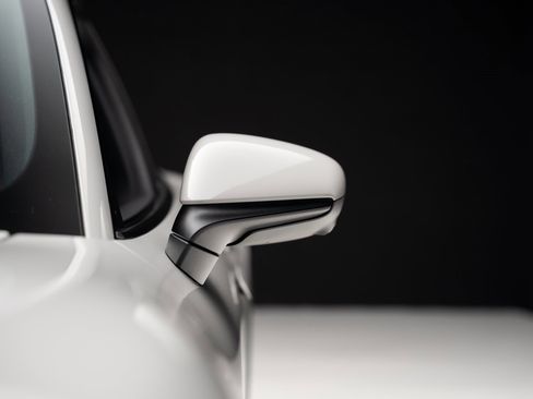 Used 2023 Porsche Taycan 4S image 14