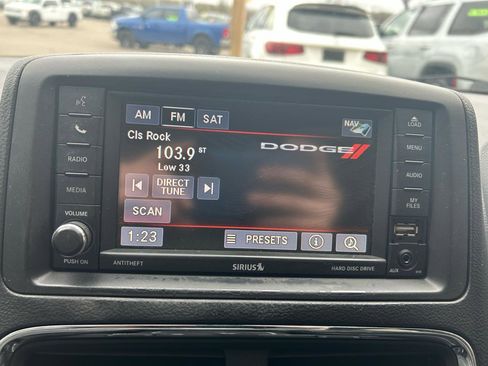 Used 2017 Dodge Grand Caravan GT image 21