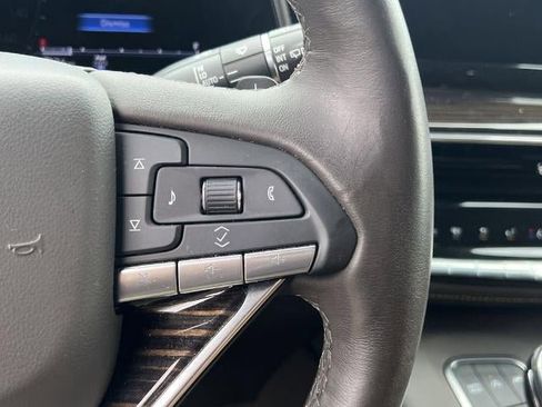 Used 2022 Cadillac Escalade Premium Luxury w/ Performance Package AWD/4WD image 24