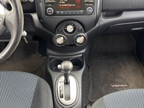 Used 2014 Nissan Versa Note SV w/ Convenience Package FWD image 16