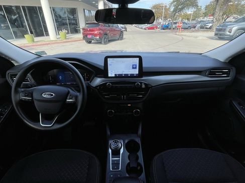 Used 2025 Ford Escape Active image 11