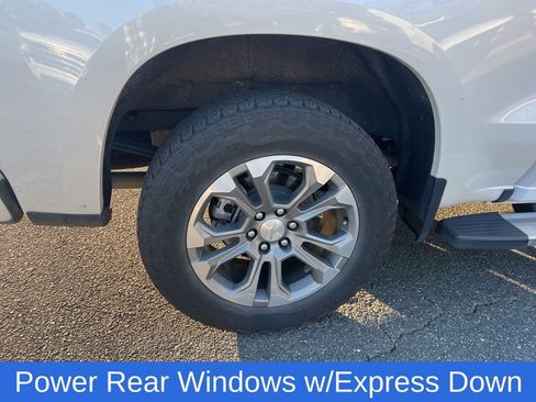 Used 2024 Chevrolet Silverado 1500 High Country w/ Technology Package image 15