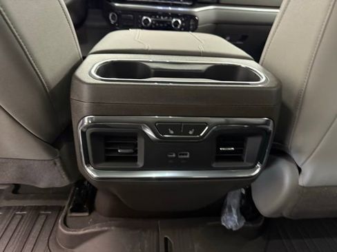 New 2026 GMC Sierra 1500 SLT w/ SLT Premium Plus Package image 17