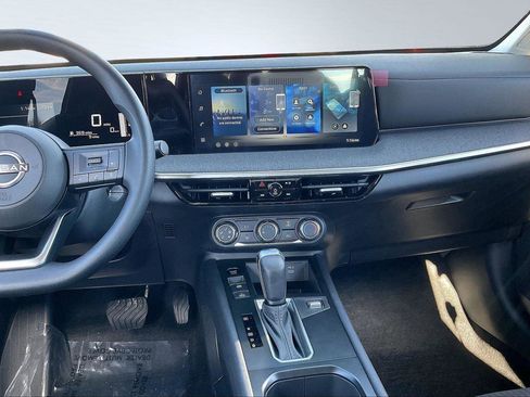 New 2026 Nissan Kicks S image 7