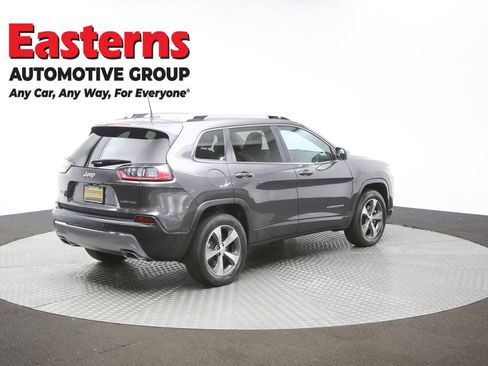 Used 2021 Jeep Cherokee Limited image 38