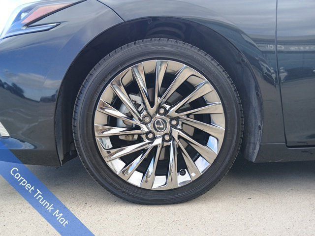 Used 2025 Lexus ES 350 Ultra Luxury w/ Accessory Package (Z1) FWD image 5