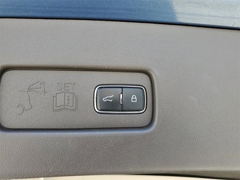 Used 2020 Lincoln Aviator Reserve image 7