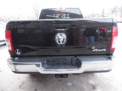 Used 2024 RAM 3500 Tradesman w/ Chrome Appearance Group image 13