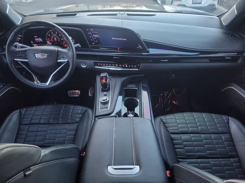 Used 2023 Cadillac Escalade V image 13