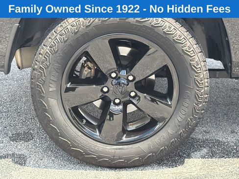 Certified 2024 RAM 1500 Classic SLT RWD image 17