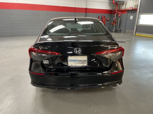 Used 2023 Honda Civic Sport image 9