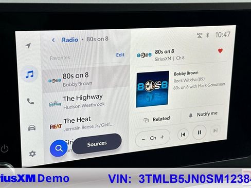 Used 2025 Toyota Tacoma TRD Off-Road image 34