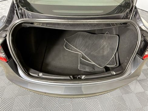 Used 2018 Tesla Model 3 Long Range image 29