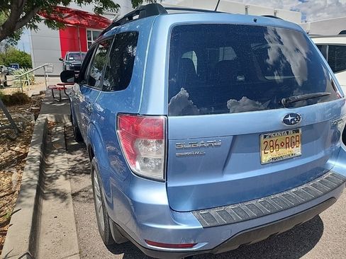 Used 2011 Subaru Forester 2.5X Premium w/ All-Weather Pkg AWD/4WD image 5