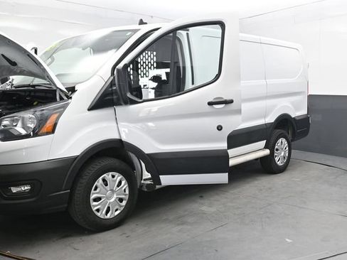 Used 2025 Ford Transit 250 Low Roof w/ Exterior Upgrade Package RWD image 52