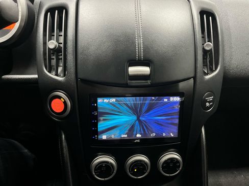 Used 2016 Nissan 370Z Coupe image 11