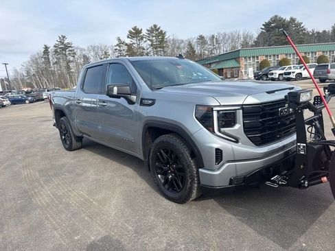 Certified 2023 GMC Sierra 1500 Elevation w/ Elevation Premium Package image 12