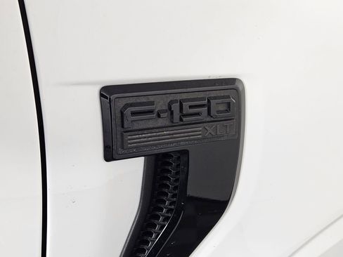 Used 2024 Ford F150 XLT w/ XLT Black Appearance Package RWD image 6