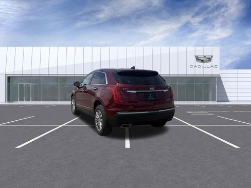 Used 2018 Cadillac XT5 Luxury w/ Driver Awareness Package AWD/4WD image 11