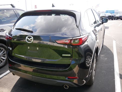 Used 2025 MAZDA CX-5 AWD 2.5 S w/ Preferred Package image 6