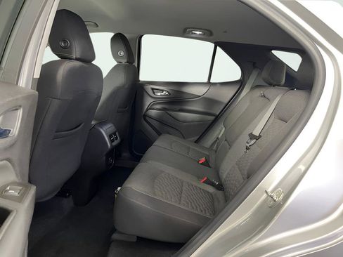 Used 2021 Chevrolet Equinox LT AWD/4WD image 12