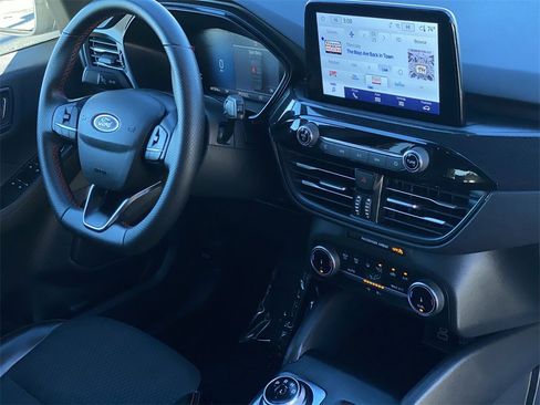 Used 2024 Ford Escape ST-Line image 42