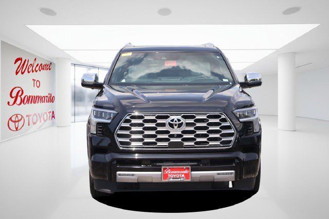 Used 2025 Toyota Sequoia Capstone AWD/4WD image 3