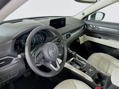 New 2025 MAZDA CX-5 AWD 2.5 S w/ Premium Plus Pkg image 10