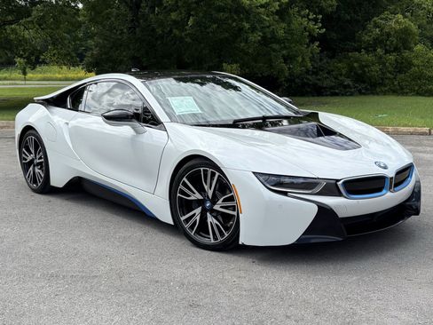 Used 2015 BMW i8 AWD/4WD image 1